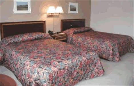 קאונסיל בלאפס Western Inn מראה חיצוני תמונה